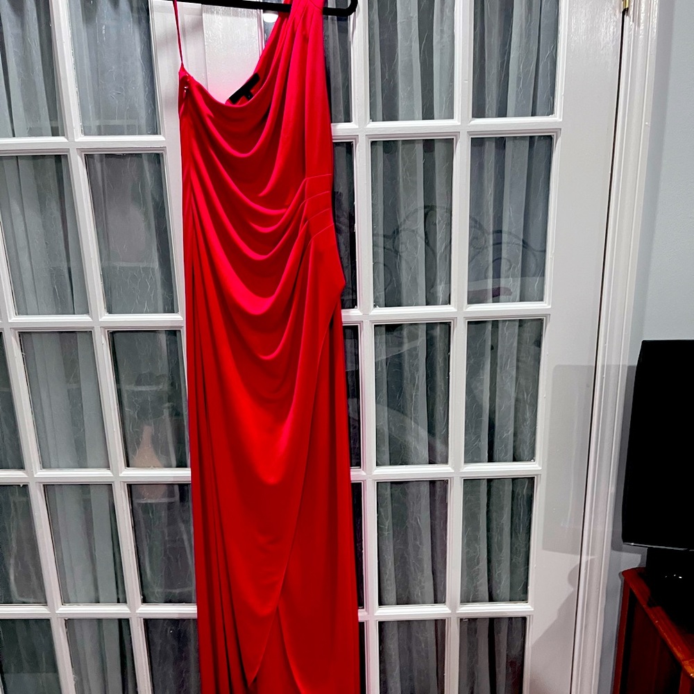 Elegant Red Draped one shoulder gown Dress size M